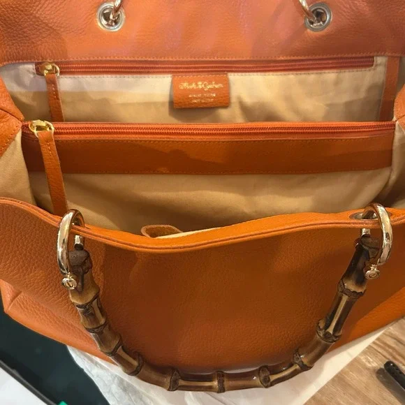 Mark & Graham Bamboo Elisabetta Slouch Handbag - Picture 4 of 12